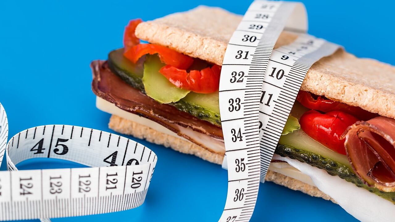 Ecco perché dopo la dieta si riprende peso: le cellule che "ricordano" e l’effetto "yo-yo"