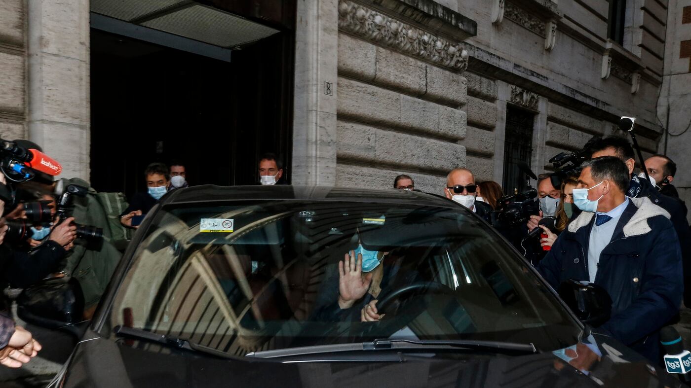 La minaccia, la telefonata: la trattativa di fuoco di Draghi