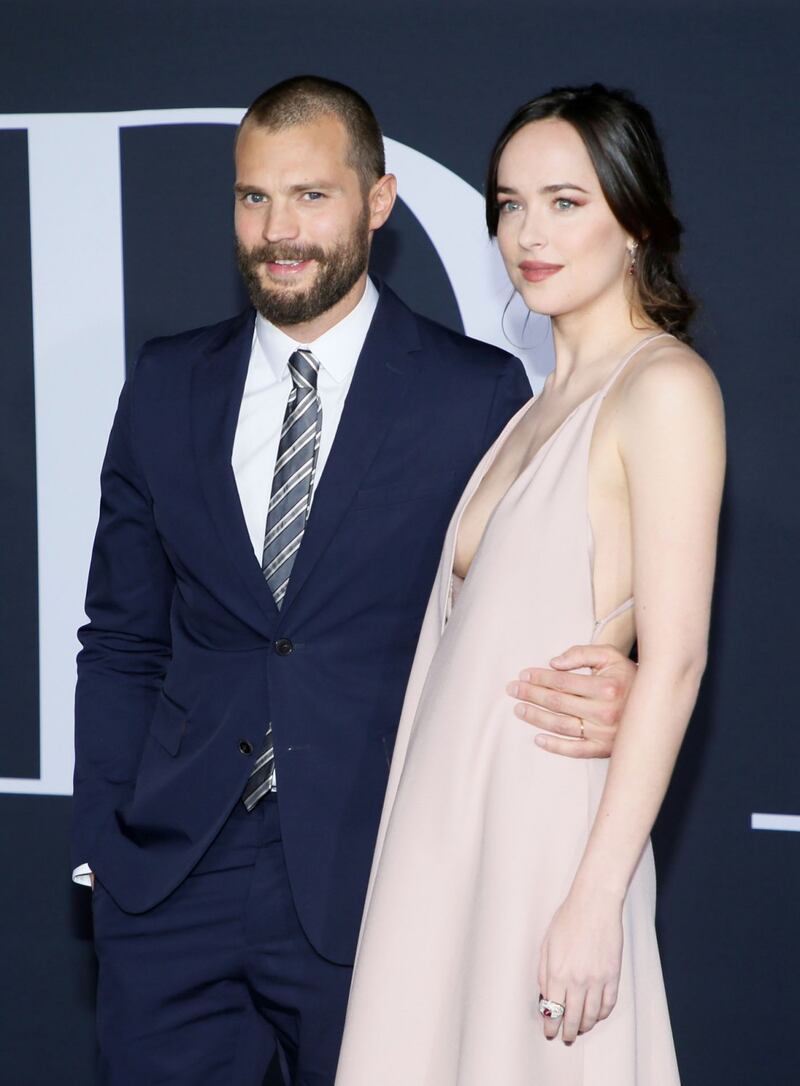 Dakota Johnson hot, sexy per "50 Sfumature di Nero" 2