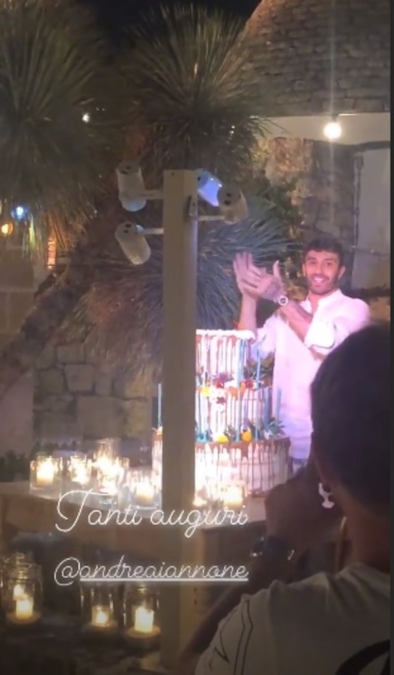 Andrea Iannone festeggia i 30 anni in Puglia con la sua Giulia 2