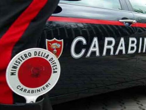 Litigano per le bollette, il patrigno uccide il figlio cinquantenne