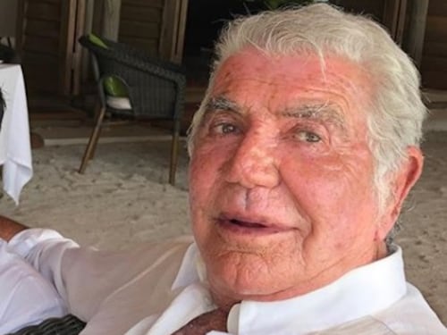 Roberto Cavalli esce dall'ospedale: "Dopo due settimane mi sento come nuovo"