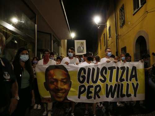 Fiaccolata in ricordo di Willy Monteiro: "Rabbia e vendetta non appartengono a questa comunità"