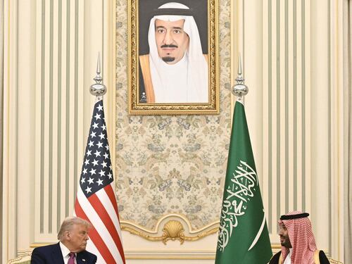 La "pace araba" di Donald e la strada obbligata di Bibi