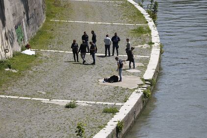 Roma, trovato il corpo di una donna sotto Ponte Sisto 14