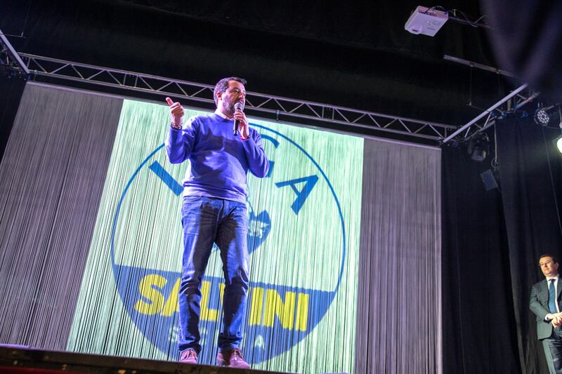La kermesse della Lega a Palermo: Salvini accolto dai simpatizzanti 3