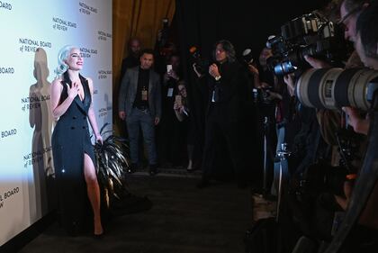 Lady Gaga sexy e chic sul red carpet: foto 6