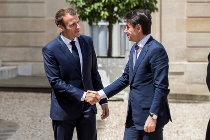 Conte da Macron all'Eliseo 4