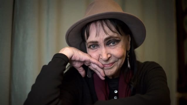 Addio Anna Karina, la musa di Godard che fu la "fidanzata" della Nouvelle Vague