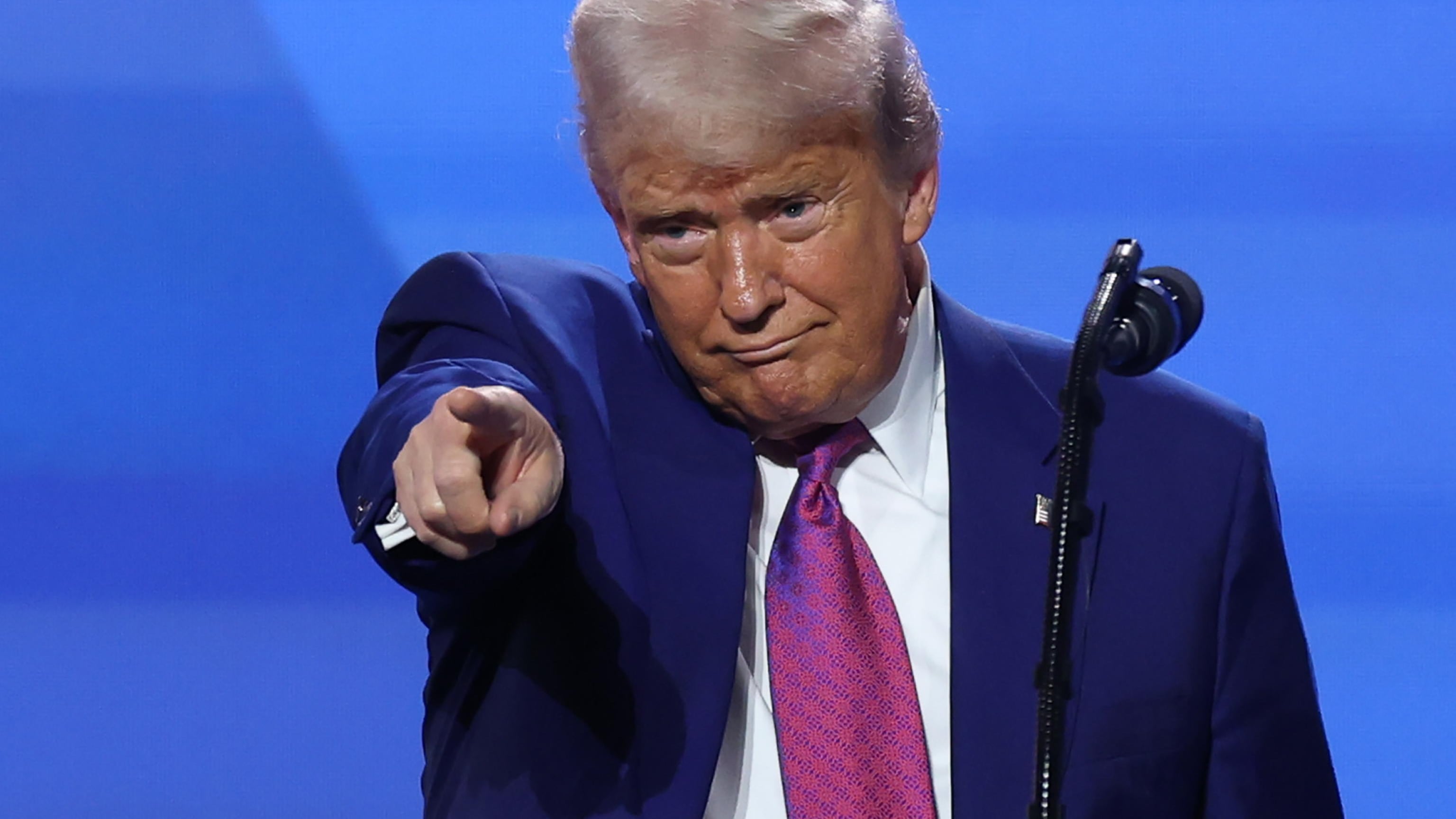 "Str..o invadente, prugna rinsecchita": Trump attacca Springsteen