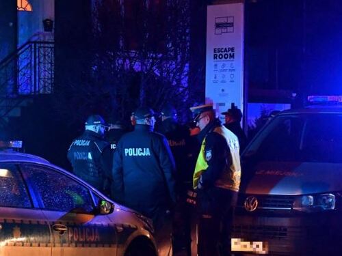 Tragedia in Polonia: 5 ragazze morte per un incendio nella "escape room"