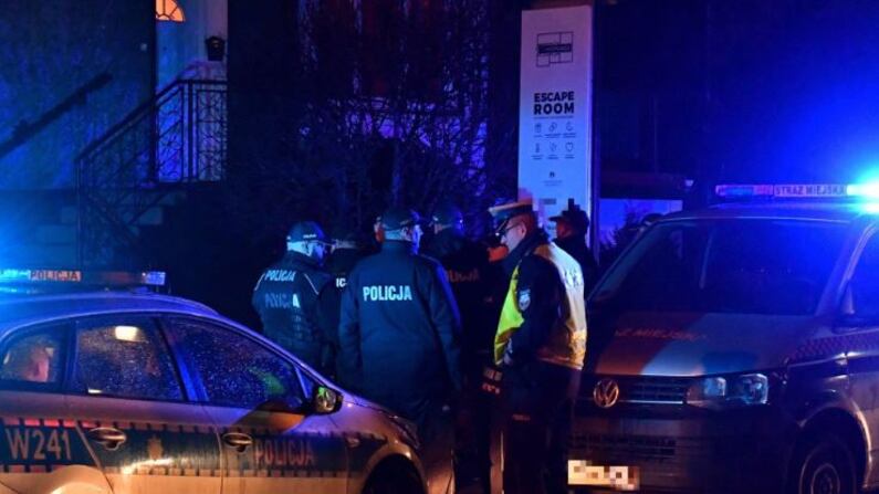 Tragedia in Polonia: 5 ragazze morte per un incendio nella "escape room"