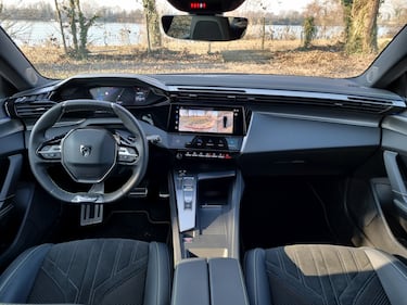 Peugeot 308 SW, guarda le foto 20