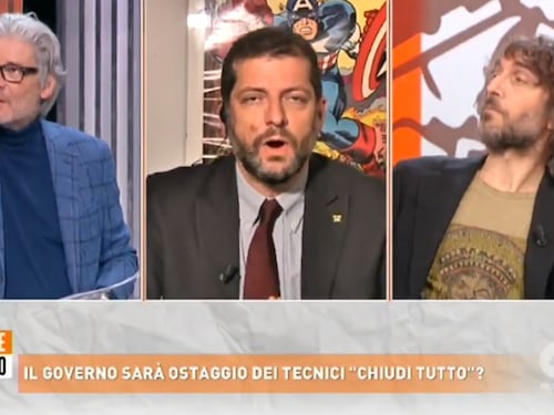 "Draghi è stato santificato", "Faccia l'antidoping". Cruciani stuzzica Romano ed è rissa in tv