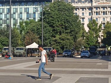 Pulizia in stazione Centrale militarizzata prima dell'arrivo di Salvini 5