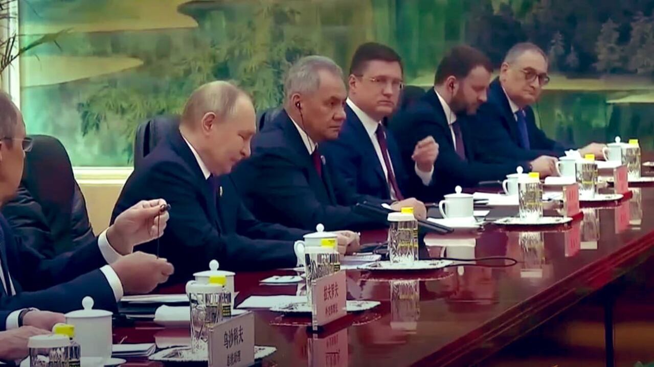 Putin da Xi e il mistero della delegazione: qual è il piano dello Zar