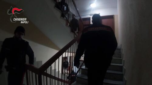Napoli, l'arresto del latitante Gaetano Angrisano: le immagini 4