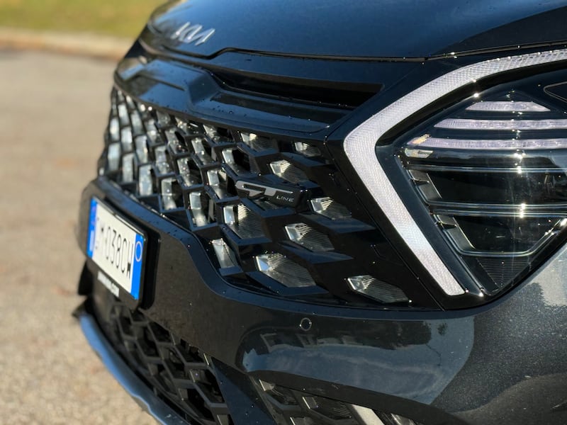 Kia Sportage PHEV: guarda la gallery del suv ibrido plug-in 5