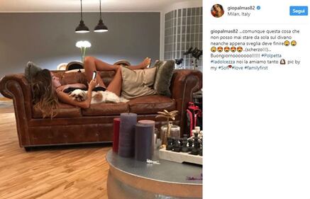 Giorgia Palmas, scollatura hot su Instagram 8