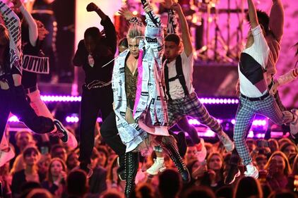  BRIT Awards 2019: gli abiti più belli 2