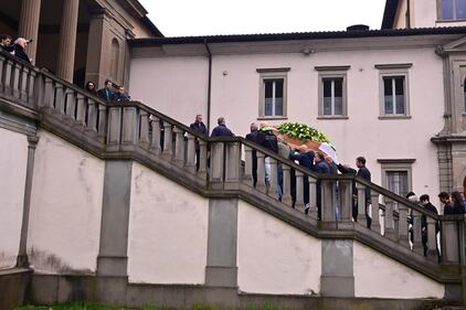 L'ultimo saluto a Umberto Bossi - FOTO 13