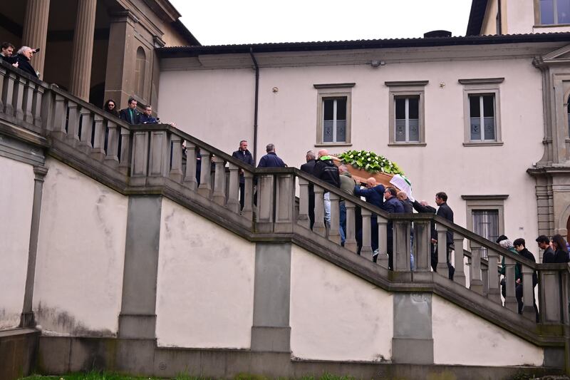 L'ultimo saluto a Umberto Bossi - FOTO 13