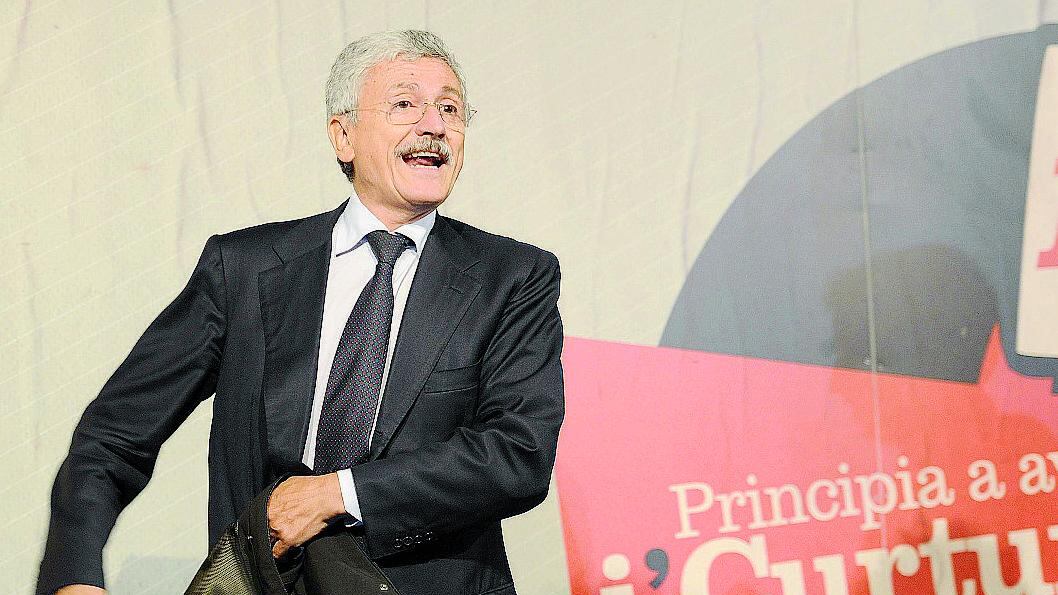 Renzi sì, ma anche no: le giravolte di D'Alema sul rottamatore