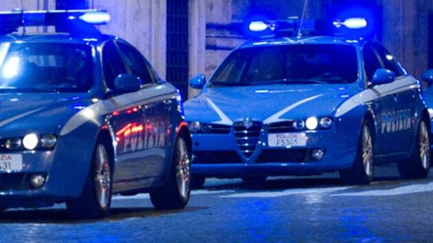 Bergamo, accoltella poliziotto al petto: agenti sparano all'immigrato