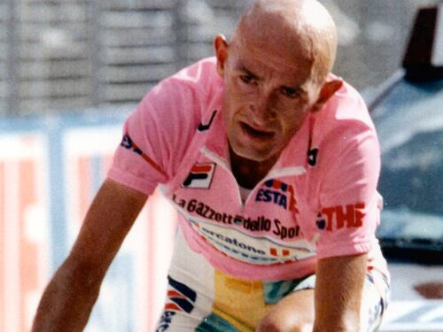 La carriera, la bandana, lo strano decesso. Perché la morte di Marco Pantani è ancora un caso