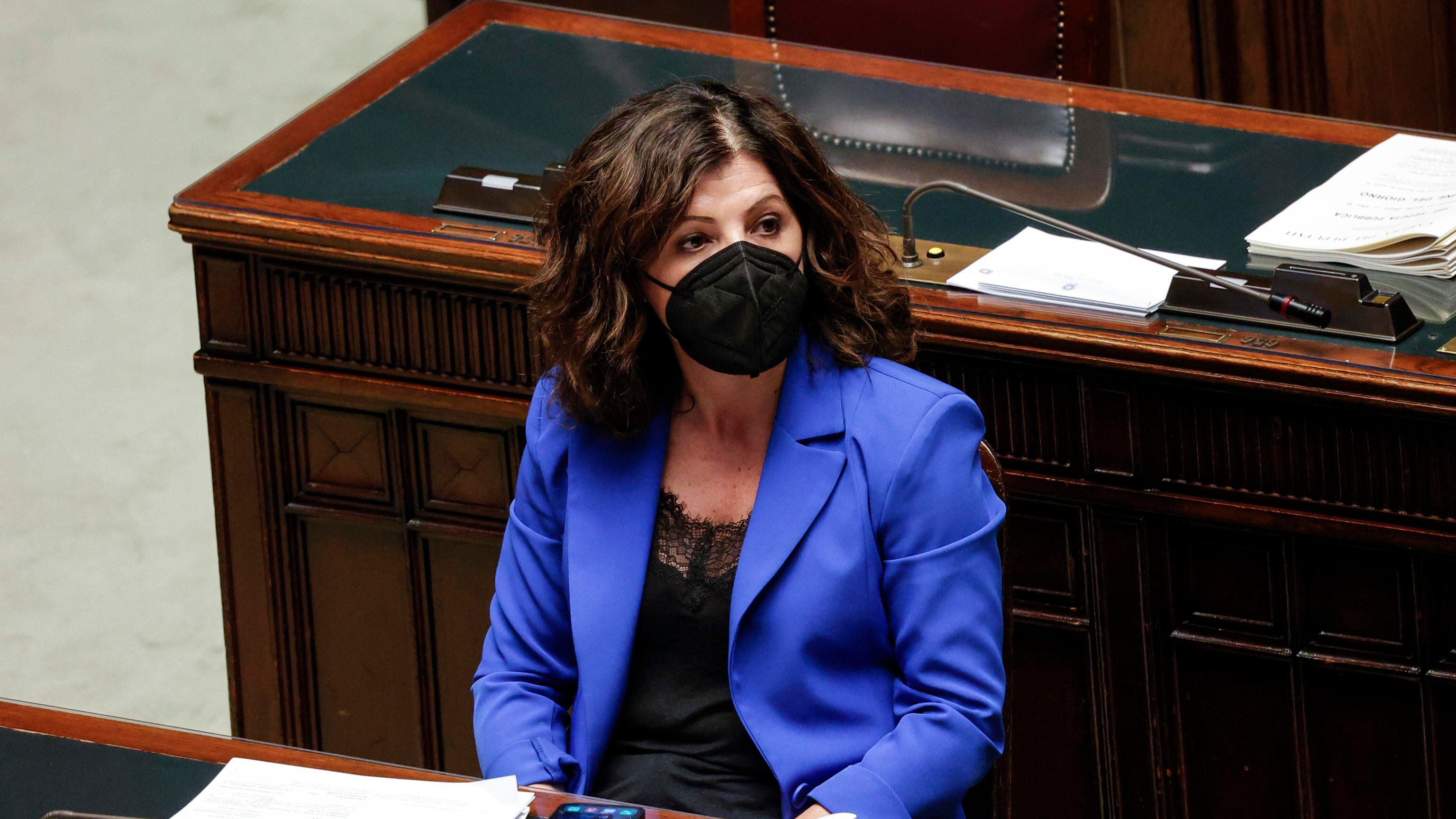 L'assalto della Lega al reddito grillino. "Decisioni ai Comuni"