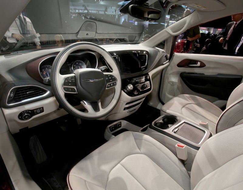 Ecco la Chrysler Pacifica 11