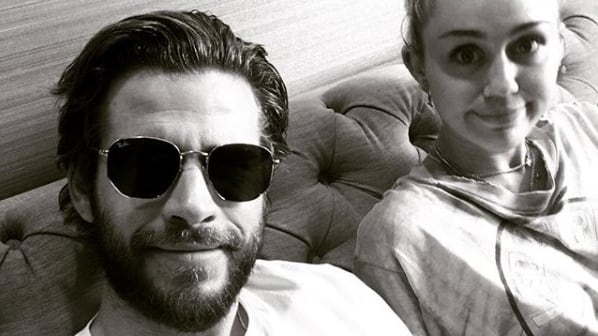 "Le auguro salute e felicità". Il messaggio di Liam Hemsworth a Miley Cyrus dopo la separazione