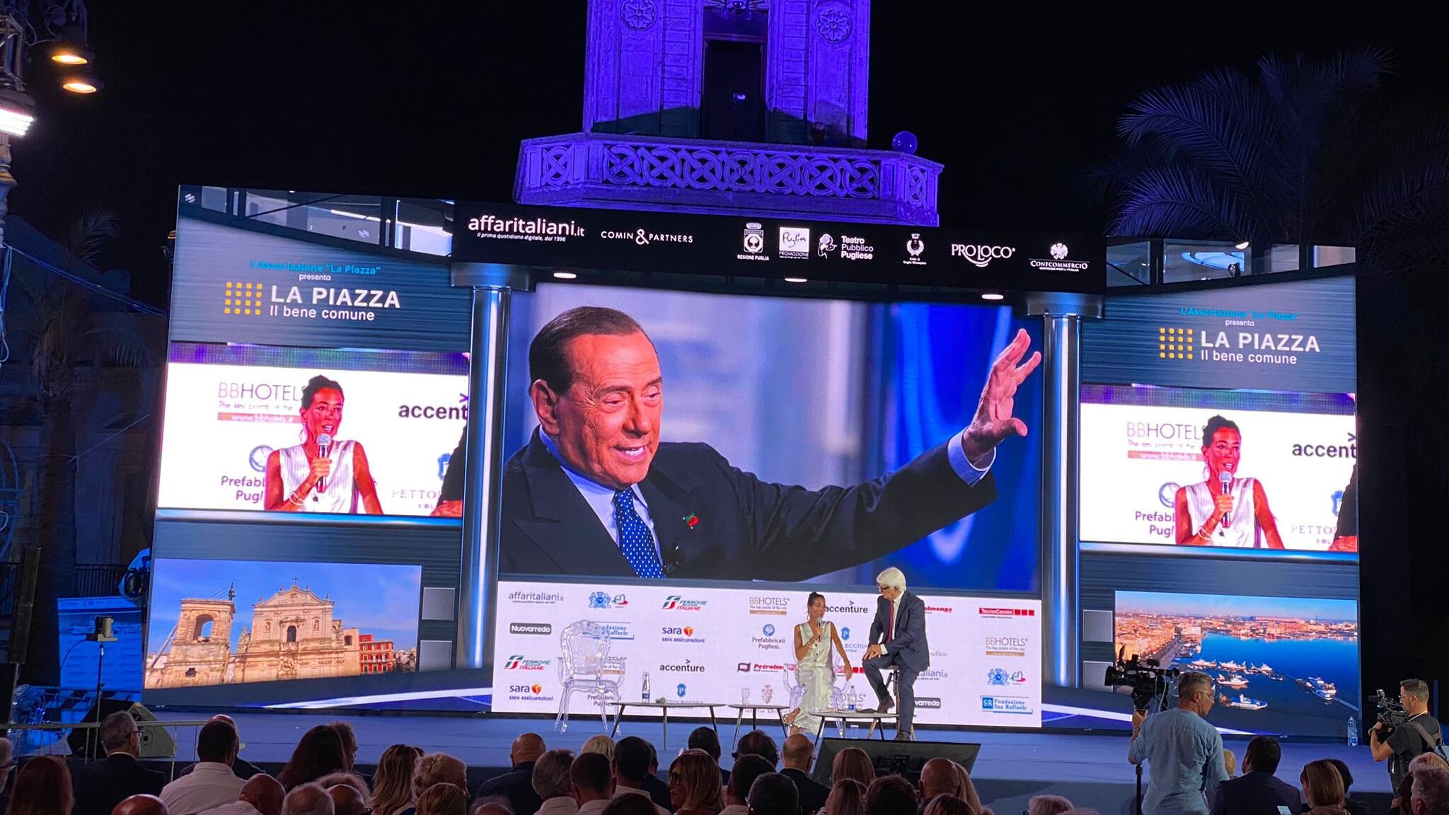 Successo a Ceglie Messapica per la prima serata de “La piazza”