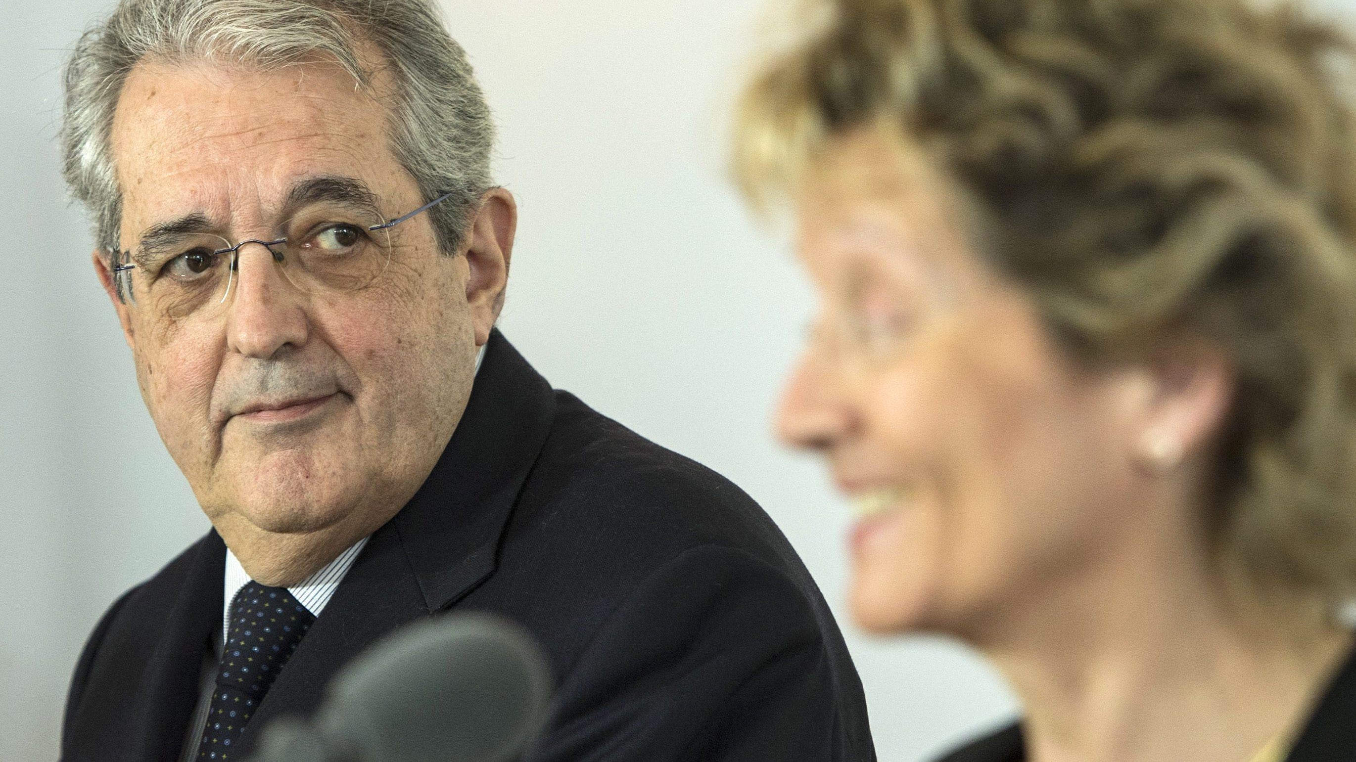 Fisco, accordo Italia-Svizzera. Saccomanni: "Evasori con i giorni contati"