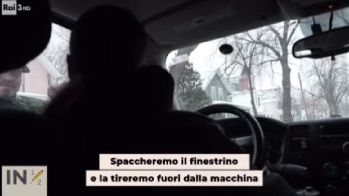Minneapolis, l'Ice ferma anche i giornalisti italiani: "Spaccheremo il finestrino"