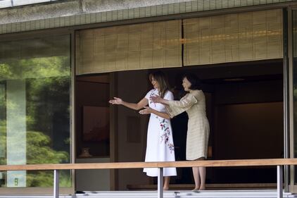 Donald e Melania Trump in visita in Giappone 3