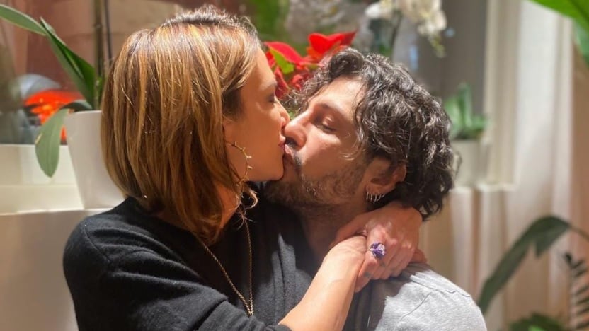 Corona ci riprova con Asia Argento: "Ogni 15 giorni viene da me"
