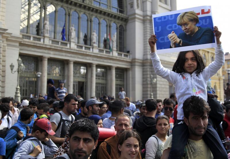La marcia a piedi dei profughi 11