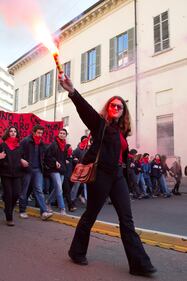 Milano: corteo studentesco in tema di immigrazione e istruzione  4