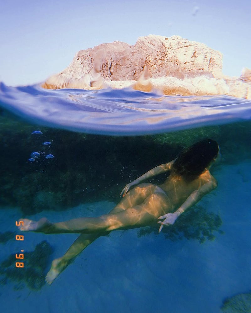 Gli scatti super hot di Valentina Fradegrada che ha scolpito cuore e mente per essere davvero se stessa 12
