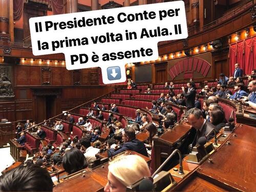 La gaffe del deputato M5S "Pd assente per la fiducia" Ma la foto è della Camera