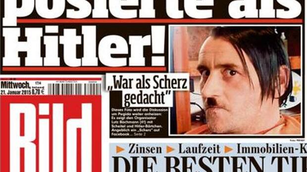 Bufera sul leader di Pegida: si fa fotografare nei panni di Hitler