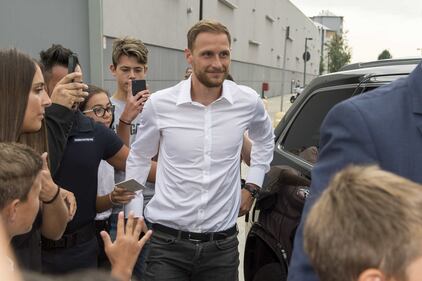 Juventus, visite mediche per Höwedes 15