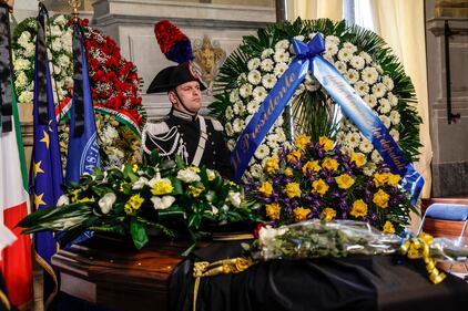 fiori per Franco Frattini 