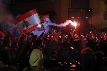 Libano, continuano le proteste a Beirut 1