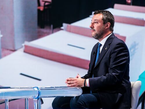 Migranti, Salvini promette il pugno duro: "Se vinco tornano i decreti sicurezza"