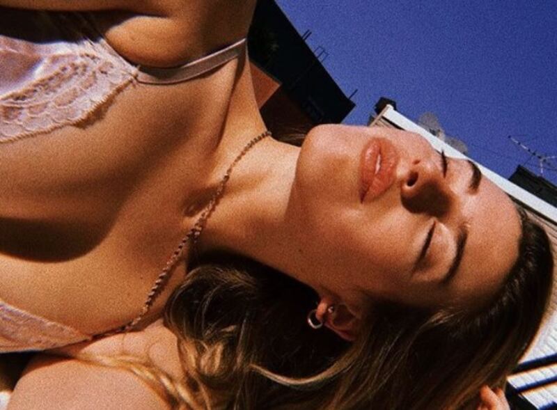 Clara McGregor, le immagini della sexy figlia di Ewan McGregor 7