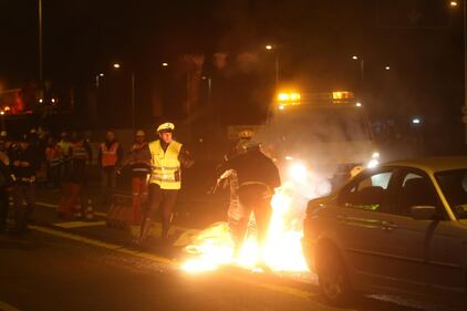 Monza, imprenditore protesta dandosi fuoco 3