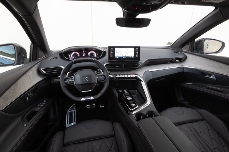 Peugeot 3008 Hybrid 136: la gallery  7