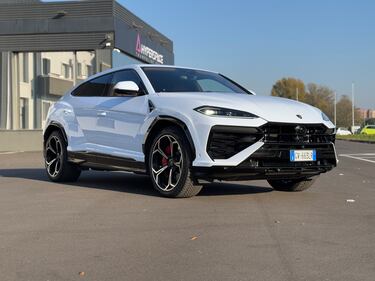 Lamborghini Urus SE: guarda la gallery del nuovo super-SUV da 800 CV 1